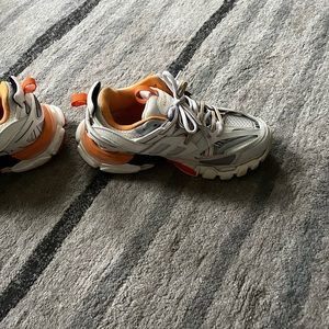 Used no box good condition lookin to trade or sell looking to trade for yeezy